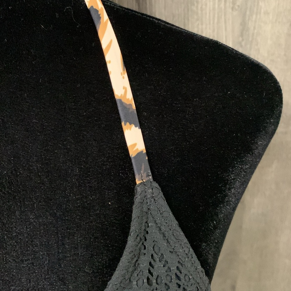 New With Tags String Tie Bikini Top Cheetah Print Ties Women's Size Small - Picture 3 of 9